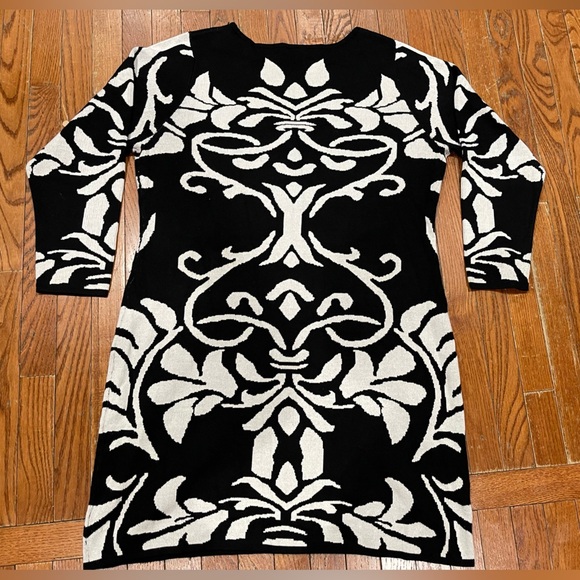 Derek Heart Black and White Long Sleeve Dress - Picture 12 of 12